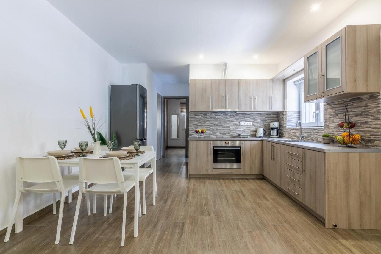 Elegant City Apartment Heraklion  Екстер'єр фото